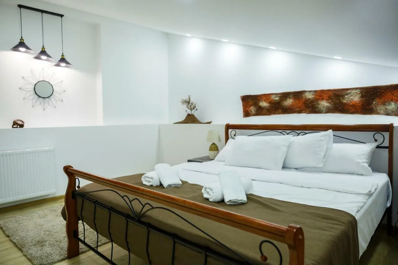 Bed and Breakfast Mari'S Smart House Tbilisi 0*,